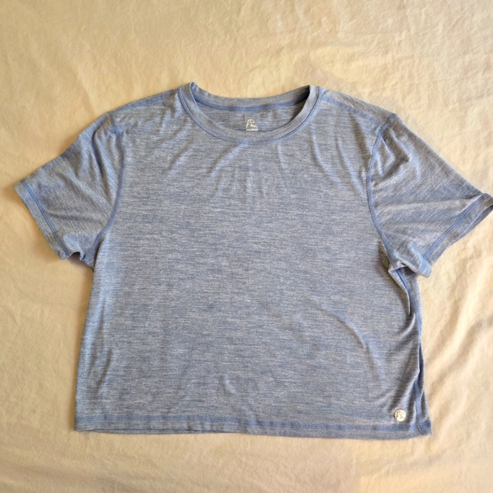 Rhoback Drift Performance Crop Tee sz M Light Baby Blue